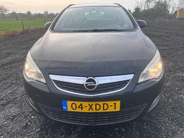 2012 - opel - astra sports tourer - 1.4 turbo ann. ed. - 04-xdd-1 - afbeelding 8 van  17