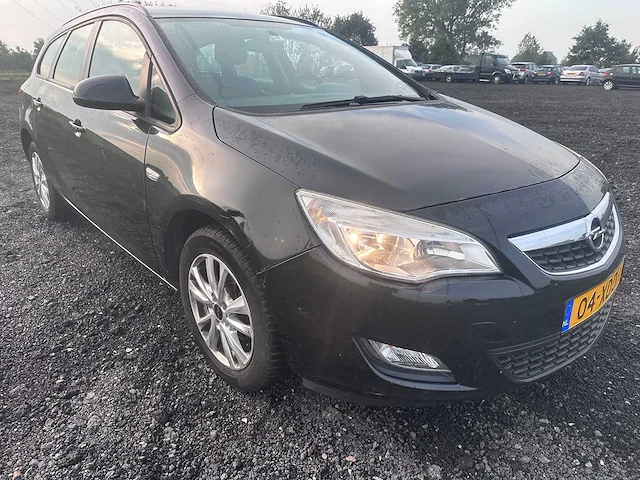 2012 - opel - astra sports tourer - 1.4 turbo ann. ed. - 04-xdd-1 - afbeelding 13 van  16