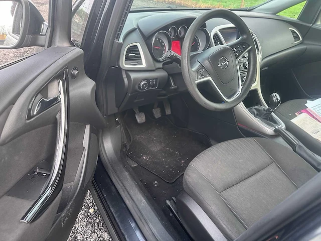 2012 - opel - astra sports tourer - 1.4 turbo ann. ed. - 04-xdd-1 - afbeelding 14 van  16