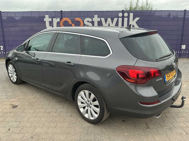 2012 - opel - astra sports tourer - 1.4 turbo cosmo - personenauto - afbeelding 2 van  6