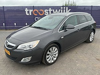 2012 - opel - astra sports tourer - 1.4 turbo cosmo - personenauto - afbeelding 1 van  7