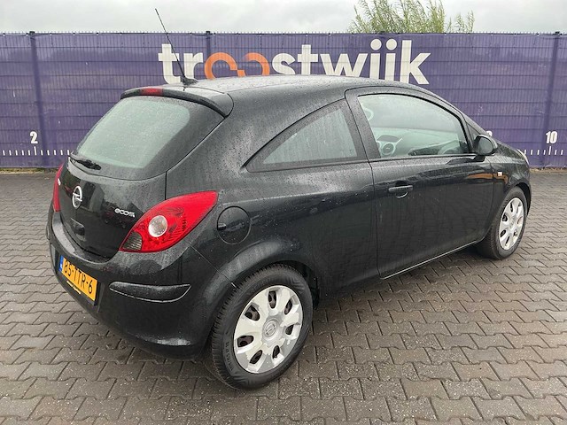 2012 - opel - corsa - 1.3 cdti ecof.bn.ed. - personenauto - afbeelding 4 van  11