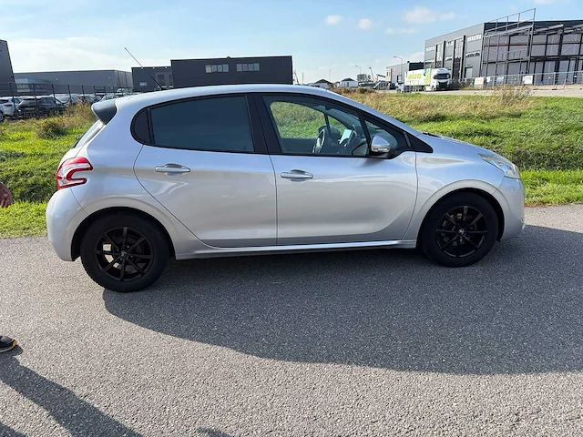 2012 - peugeot - 208 - 1.2 vti access 49-zkk-5 iaw - afbeelding 8 van  14