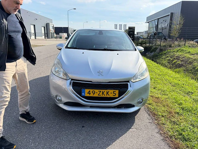 2012 - peugeot - 208 - 1.2 vti access 49-zkk-5 iaw - afbeelding 9 van  14