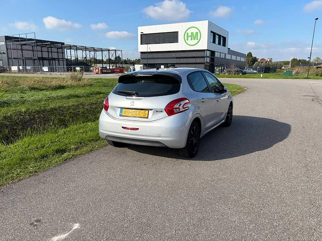 2012 - peugeot - 208 - 1.2 vti access 49-zkk-5 iaw - afbeelding 10 van  14