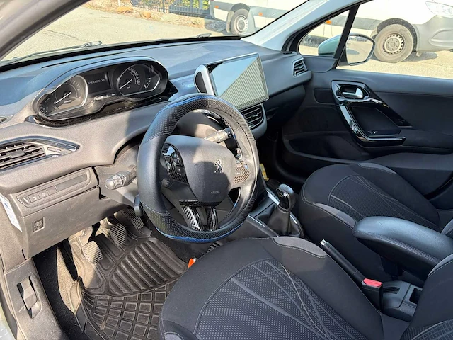 2012 - peugeot - 208 - 1.2 vti access 49-zkk-5 iaw - afbeelding 13 van  14