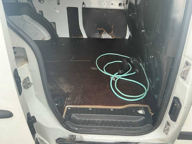 2012 - renault - kangoo express - z.e. maxi - bedrijfswagen - afbeelding 12 van  15