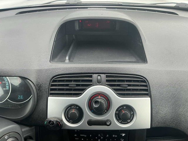 2012 - renault - kangoo express - z.e. maxi - bedrijfswagen - afbeelding 8 van  15