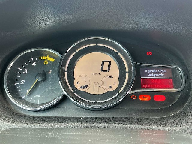 2012 - renault - mégane - 1.5 dci gt-line - personenauto - afbeelding 10 van  10