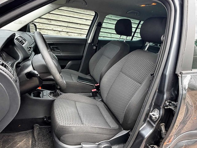 2012 - skoda - fabia - 1.2 tsi ambition - car - afbeelding 12 van  16