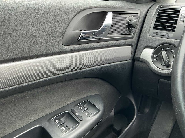 2012 - skoda - octavia combi - 1.2 tsi elegance bns - personenauto - afbeelding 2 van  11