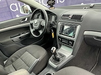 2012 - skoda - octavia combi - 1.2 tsi elegance bns - personenauto - afbeelding 8 van  11