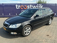 2012 - skoda - octavia combi - 1.4 tsi grt.tour bns - personenauto - afbeelding 1 van  9