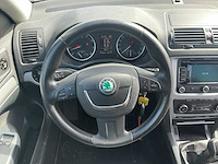 2012 - skoda - octavia combi - 1.4 tsi grt.tour bns - personenauto - afbeelding 6 van  9
