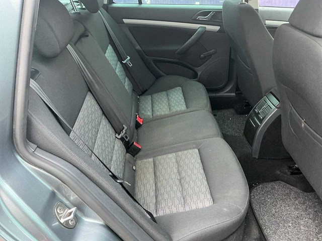 2012 - skoda - octavia combi - 1.6 tdi gr.t.amb.bns - personenauto - afbeelding 6 van  13