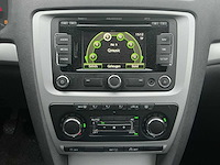 2012 - skoda - octavia combi - 1.6 tdi gr.t.amb.bns - personenauto - afbeelding 8 van  13