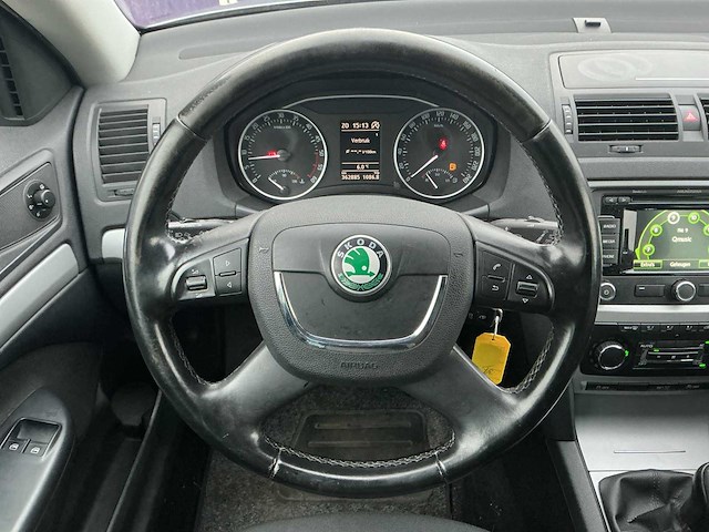 2012 - skoda - octavia combi - 1.6 tdi gr.t.amb.bns - personenauto - afbeelding 9 van  13