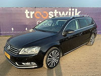 2012 - volkswagen - passat variant - 1.6 tdi highl. blm - personenauto - afbeelding 1 van  11