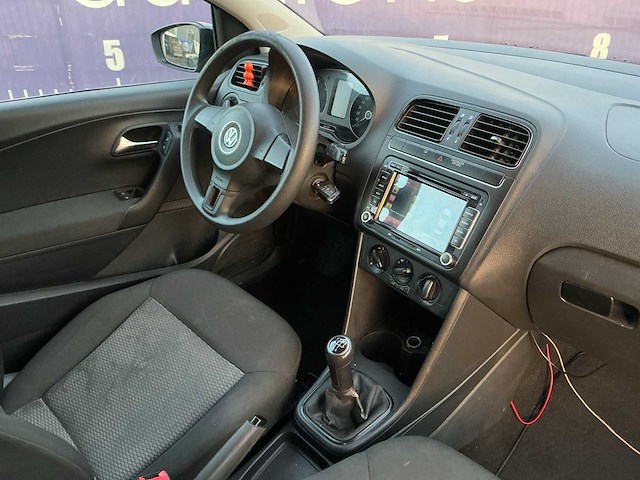 2012 - volkswagen - polo - 1.2 tdi trendline - personenauto - afbeelding 10 van  12