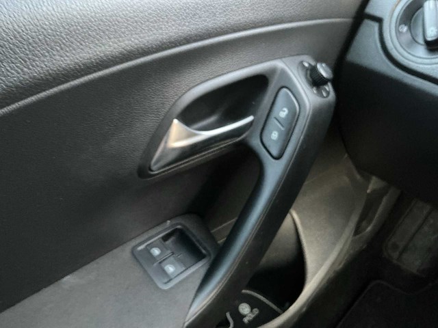 2012 - volkswagen - polo - 1.2 tdi trendline - personenauto - afbeelding 1 van  7