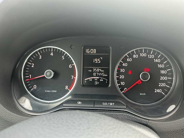 2012 - volkswagen - polo - 1.2 tsi highline - personenauto - afbeelding 9 van  10