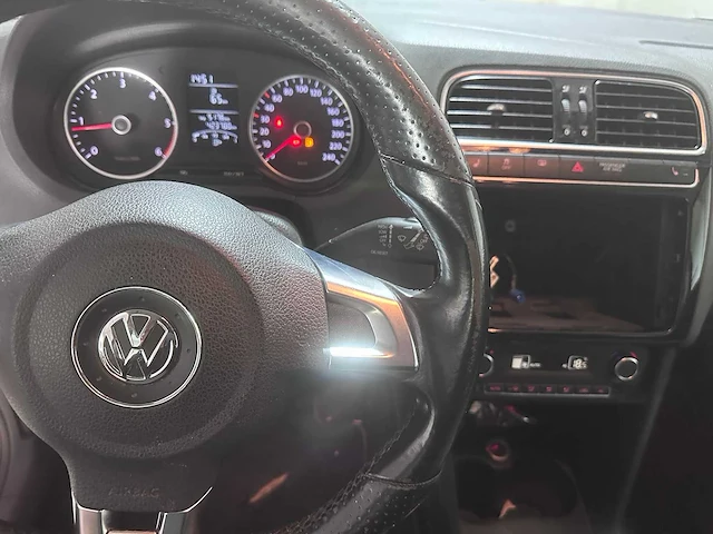 2012 - volkswagen - polo - 1.6 tdi highline - pp-925-r - afbeelding 16 van  18