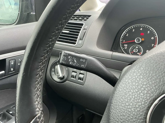 2012 - volkswagen - touran - 1.4 tsi comfortline - personenauto - afbeelding 2 van  13