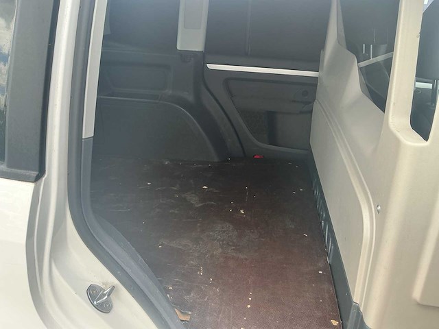 2012 - volkswagen - touran - 1.6 tdi trendl.bluem - bedrijfswagen - afbeelding 10 van  13