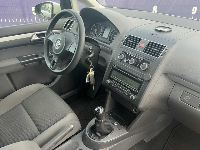2012 - volkswagen - touran - 1.6 tdi trendl.bluem - bedrijfswagen - afbeelding 12 van  13