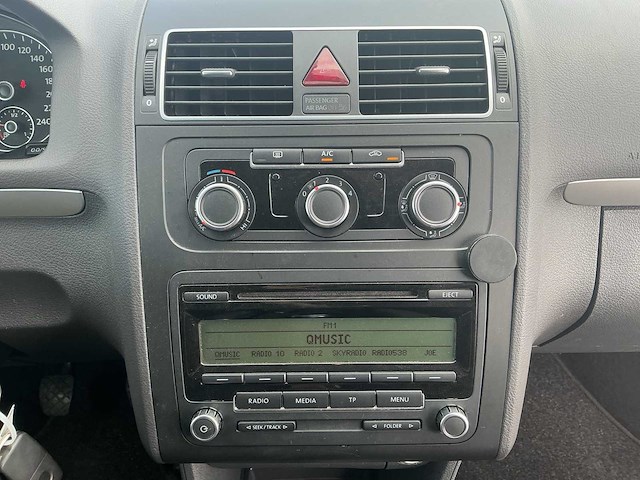 2012 - volkswagen - touran - 1.6 tdi trendl.bluem - bedrijfswagen - afbeelding 13 van  13