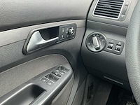 2012 - volkswagen - touran - 1.6 tdi trendline - bedrijfswagen - afbeelding 9 van  14
