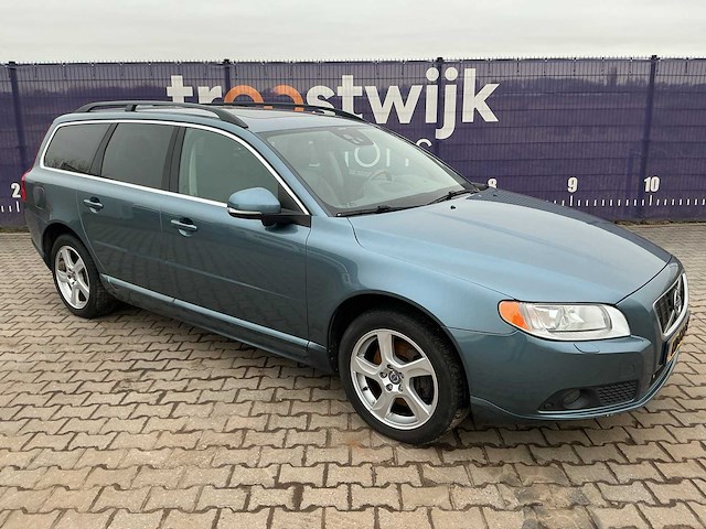 2012 - volvo - 2012 - v70 - 2.4 d5 summum - personenauto - afbeelding 6 van  13