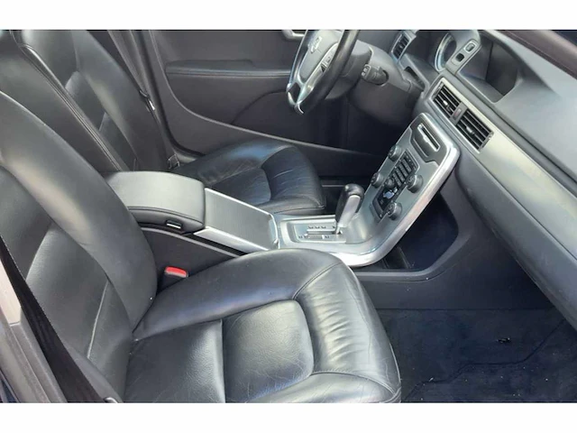 2012 - volvo - v70 - 1.6 t4 lim. edition 29-xbs-5 iaw - afbeelding 10 van  13