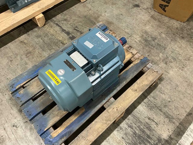 2012 abb m3bp 132 smc 4 elektromotor - afbeelding 3 van  4