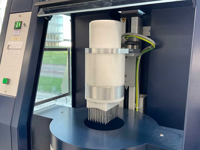 2012 abbis chemagen msm-1 nucleïnezuur extractiesysteem - afbeelding 9 van  12