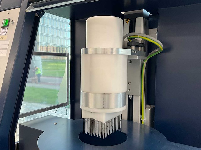 2012 abbis chemagen msm-1 nucleïnezuur extractiesysteem - afbeelding 7 van  12