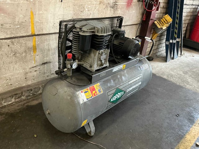 2012 airpress euro hk700/300 luchtcompressor - afbeelding 8 van  10