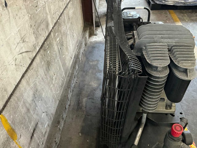 2012 airpress euro hk700/300 luchtcompressor - afbeelding 9 van  10