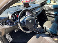2012 alfa romeo giulietta 1.4 t distinctive personenauto - afbeelding 3 van  31