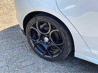 2012 alfa romeo giulietta 1.4 t distinctive personenauto - afbeelding 23 van  31