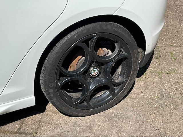 2012 alfa romeo giulietta 1.4 t distinctive personenauto - afbeelding 24 van  31