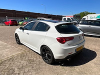 2012 alfa romeo giulietta 1.4 t distinctive personenauto - afbeelding 29 van  31