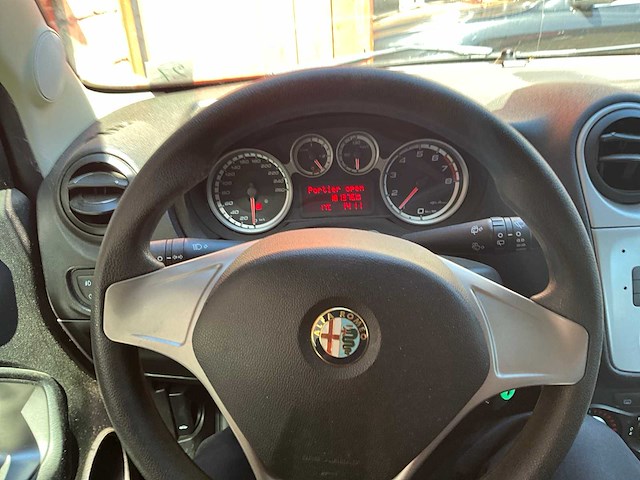 2012 alfa romeo mito 1.4 essential personenauto - afbeelding 25 van  26