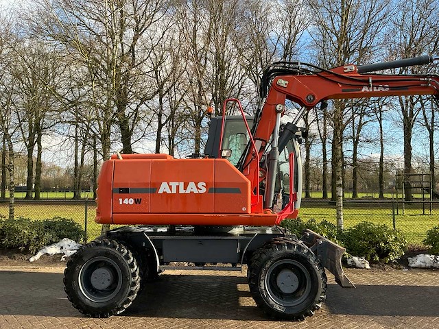 2012 atlas 140w banden graafmachine - afbeelding 15 van  39