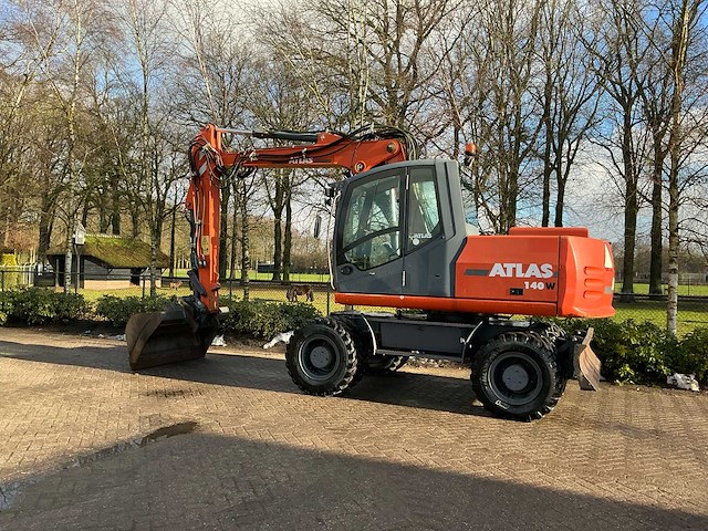 2012 atlas 140w banden graafmachine - afbeelding 34 van  39
