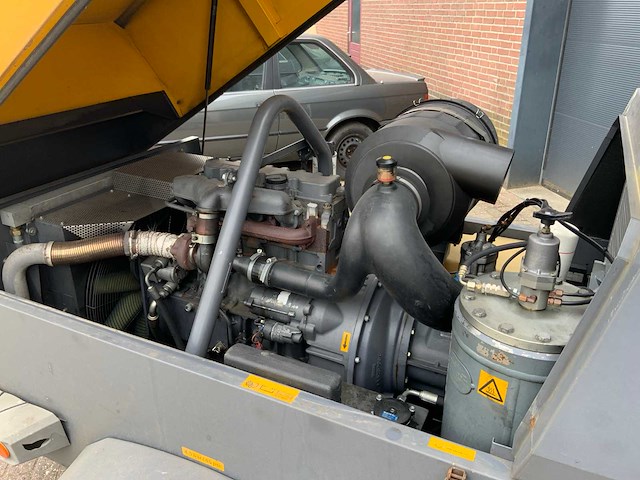 2012 atlas copco xahs 107 compressor aanhangwagen - afbeelding 14 van  18