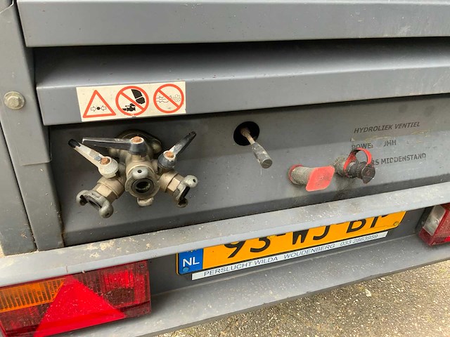 2012 atlas copco xahs 107 compressor aanhangwagen - afbeelding 7 van  18
