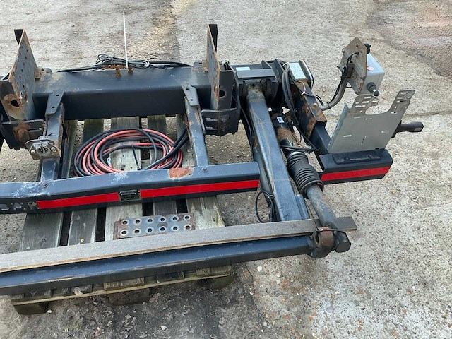 2012 b.a.r bc 2000s4 - c4 hydraulische laadklep - afbeelding 12 van  14