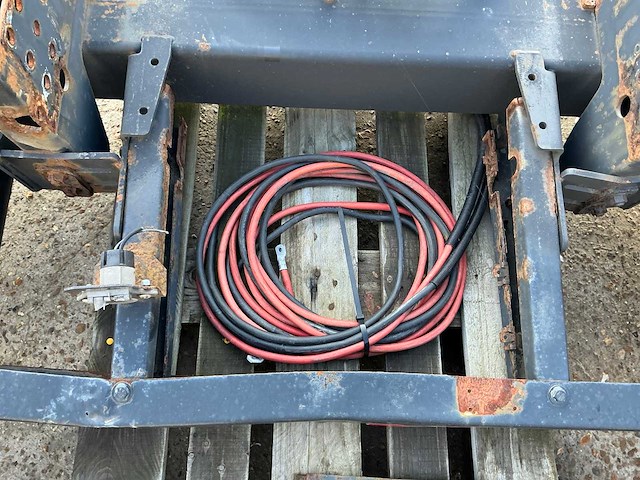 2012 b.a.r bc 2000s4 - c4 hydraulische laadklep - afbeelding 13 van  14