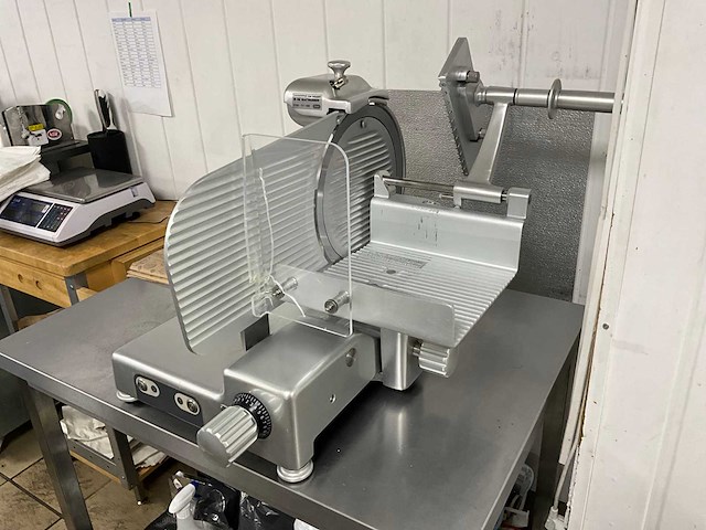 2012 bauer p300 hd vleessnijmachine - afbeelding 1 van  5